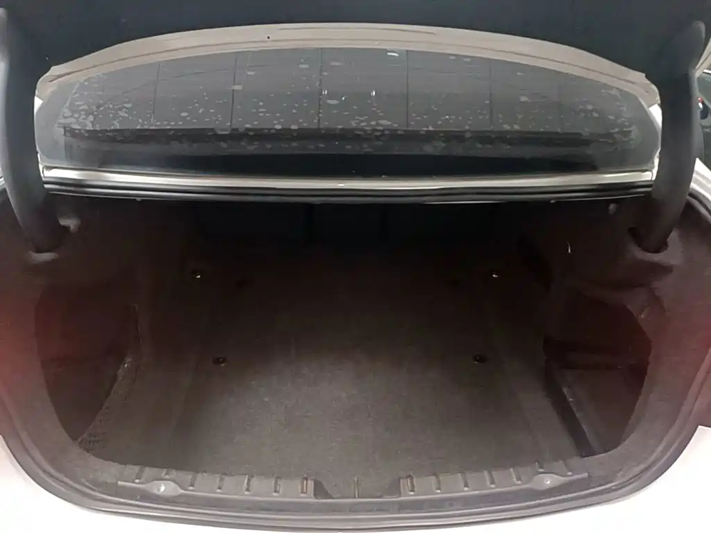 BMW 3 Series — миниатюра 19