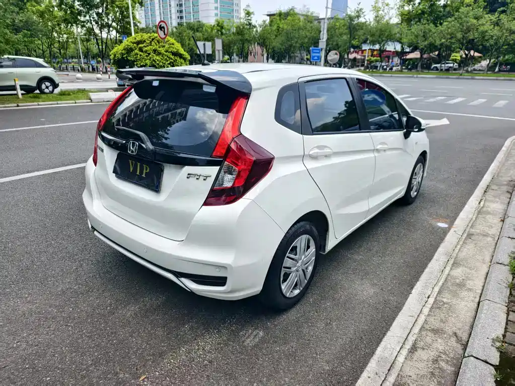 Honda Fit 1.5L CVT Comfort Edition, фото 8