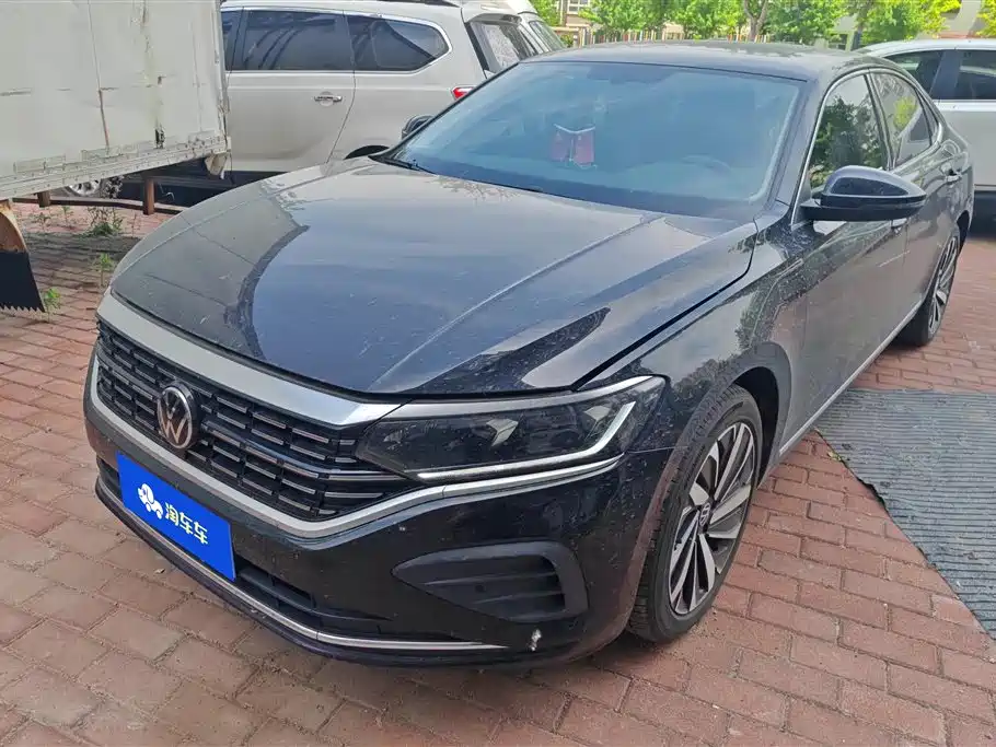Volkswagen Passat 2024