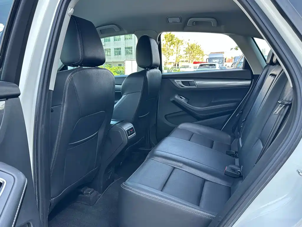 Zotye Zotye SR7 — миниатюра 8
