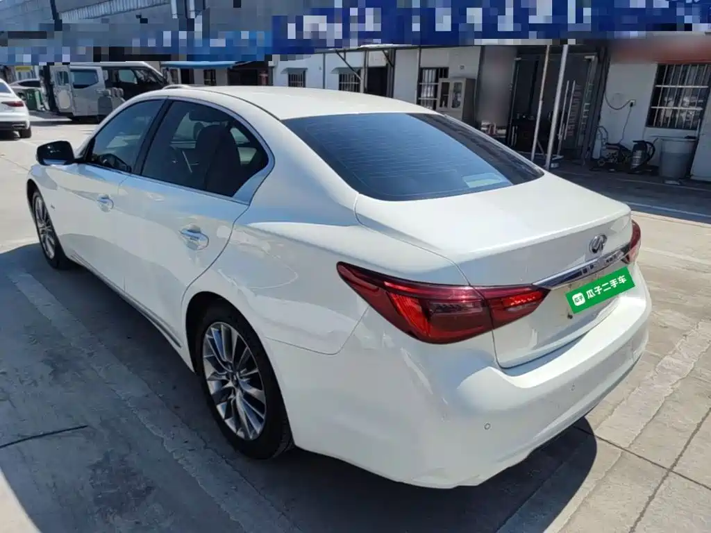 Infiniti Q50L — миниатюра 5