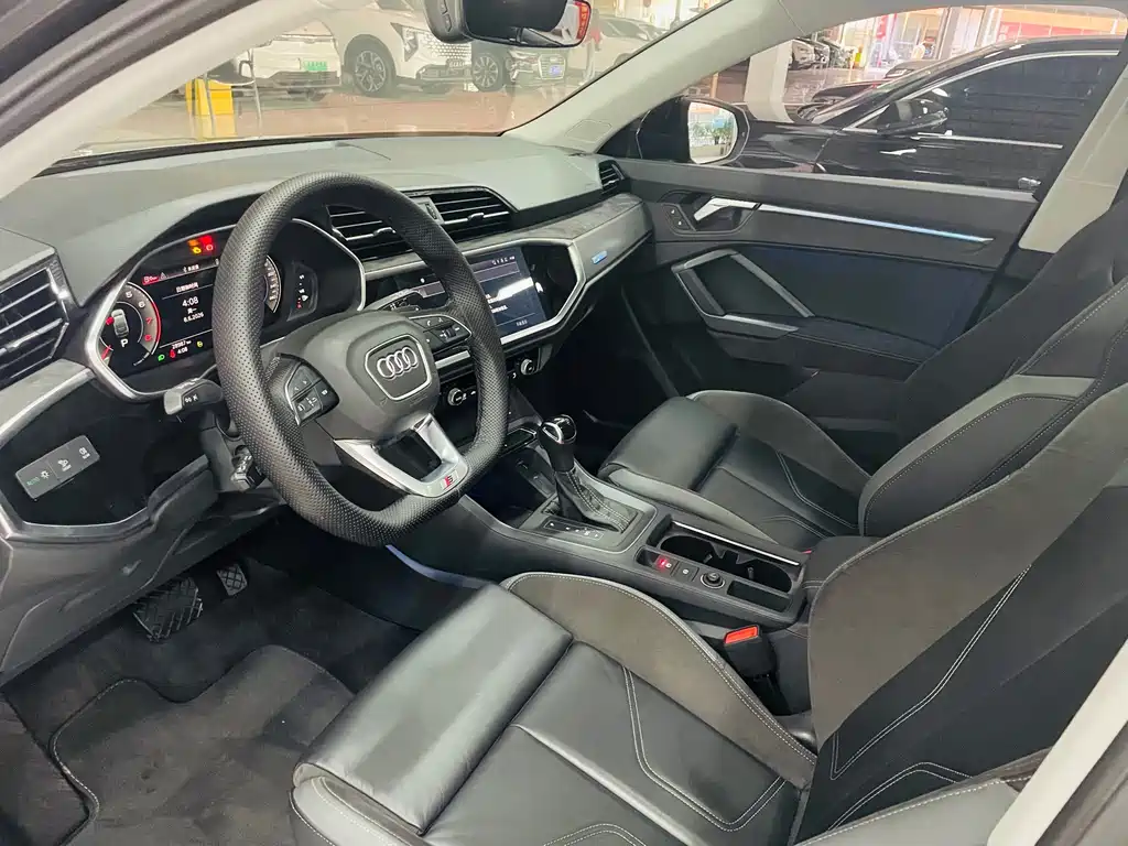 Audi Q3 Sportback — миниатюра 8