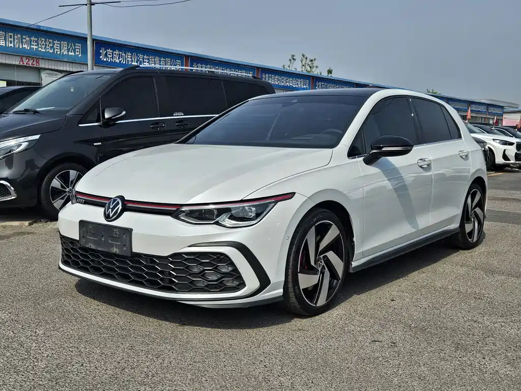 Volkswagen Golf GTI 2022