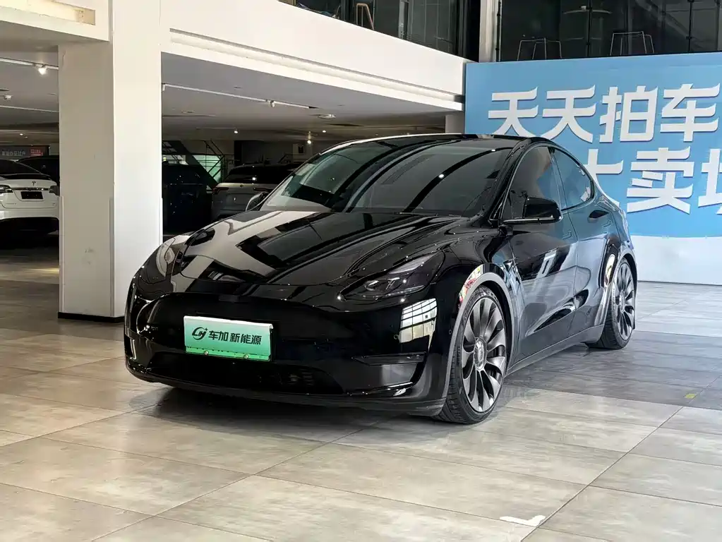 Tesla Model Y 2023