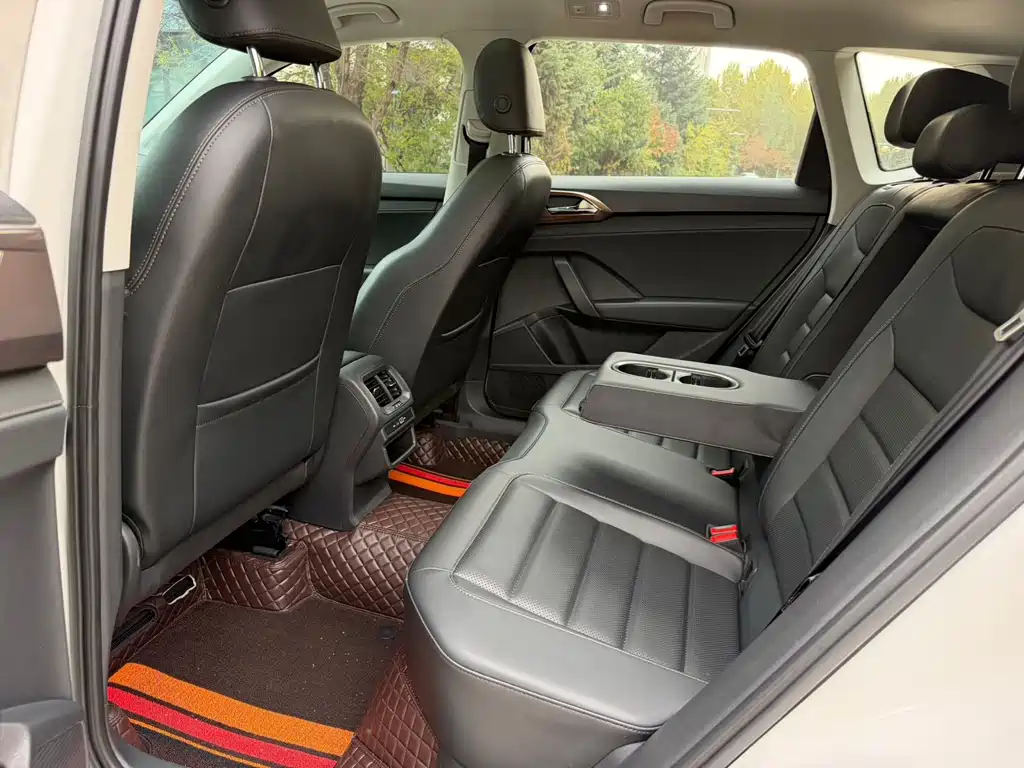 Volkswagen Tharu — миниатюра 11