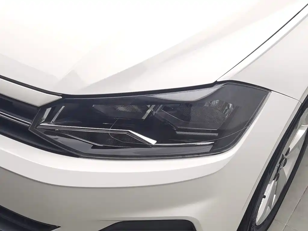 Volkswagen Polo — миниатюра 7