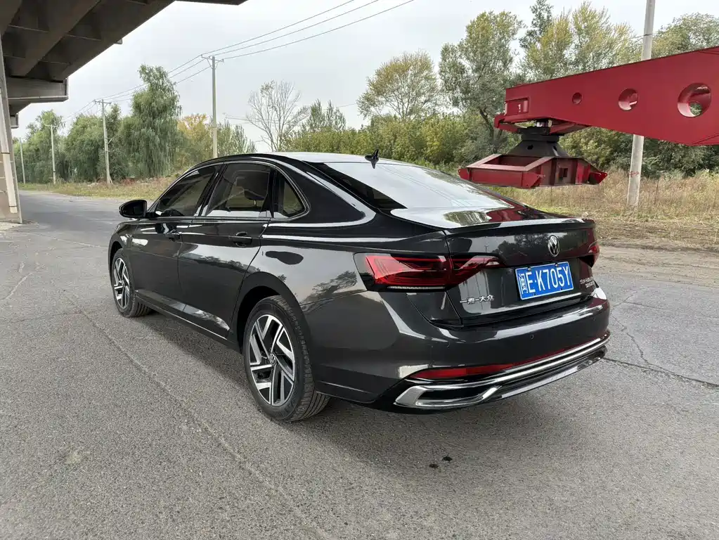 Volkswagen Sagitar — миниатюра 21