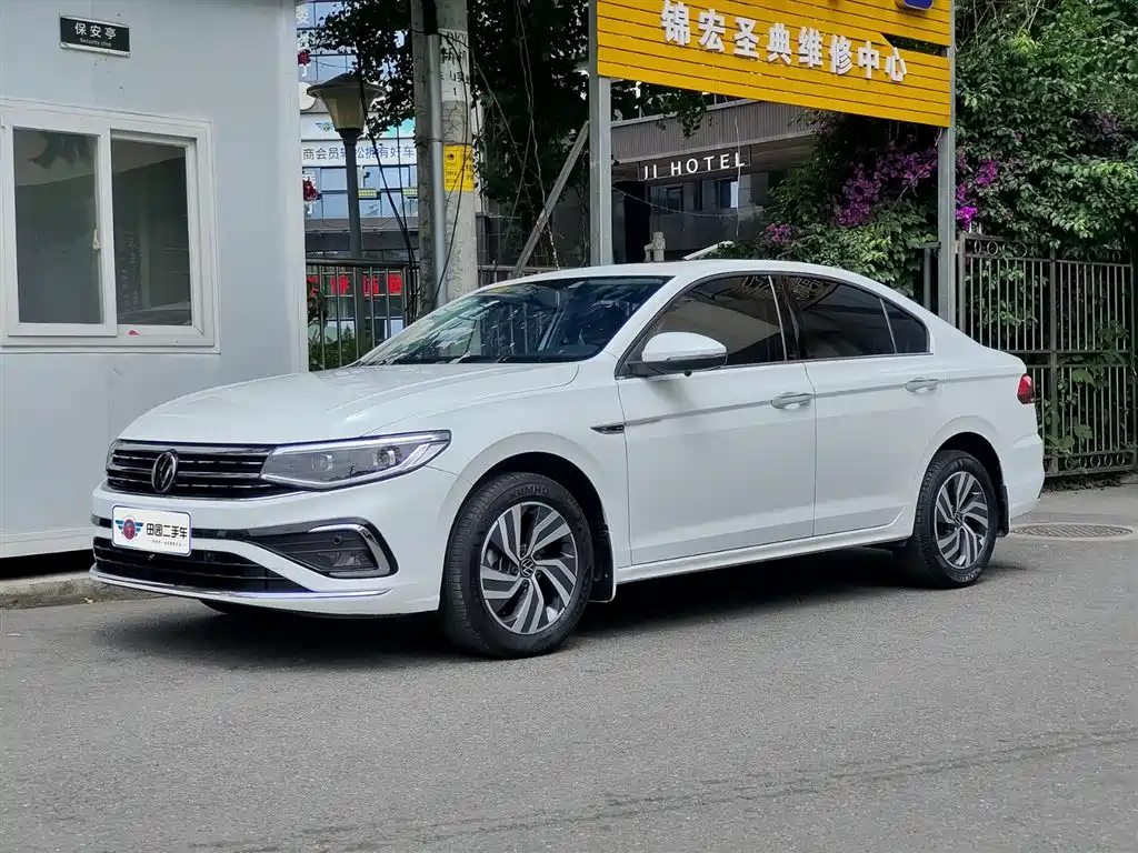 Volkswagen Bora 2024