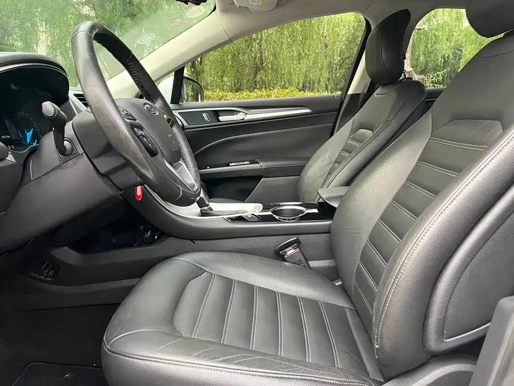 Ford Mondeo 2013 1.5L GTDi180 Fashion