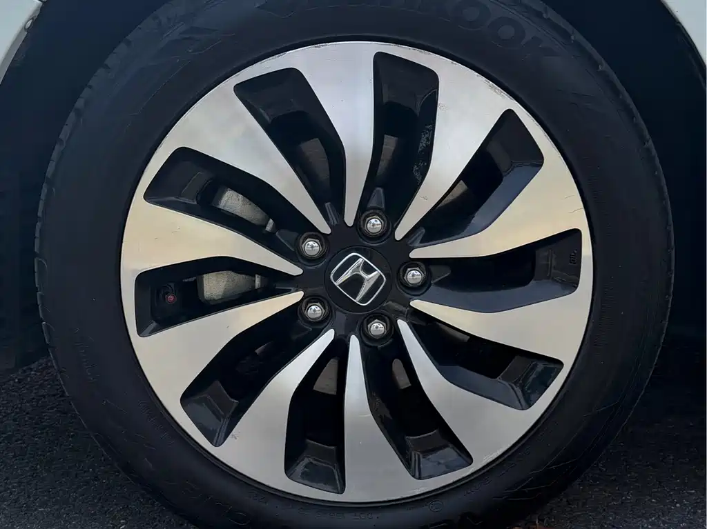 Honda Accord — миниатюра 18