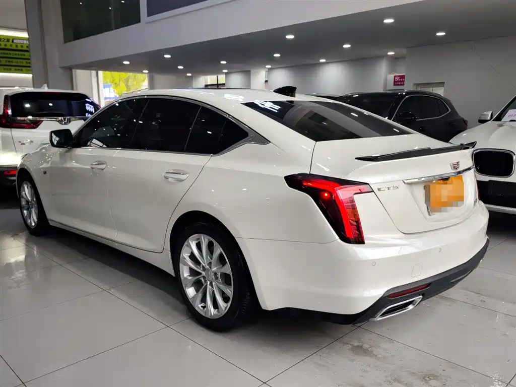CADILLAC CT5