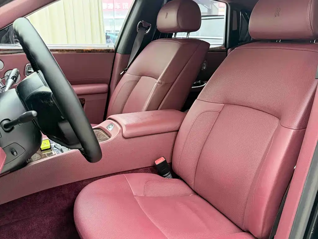 Rolls-Royce Ghost 2010 6.6T Standard
