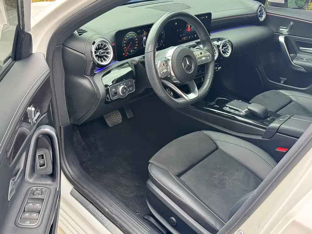 MERCEDES-BENZ A CLASS