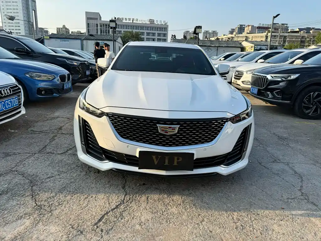 Cadillac CT5 — миниатюра 2