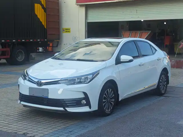 TOYOTA COROLLA 2019