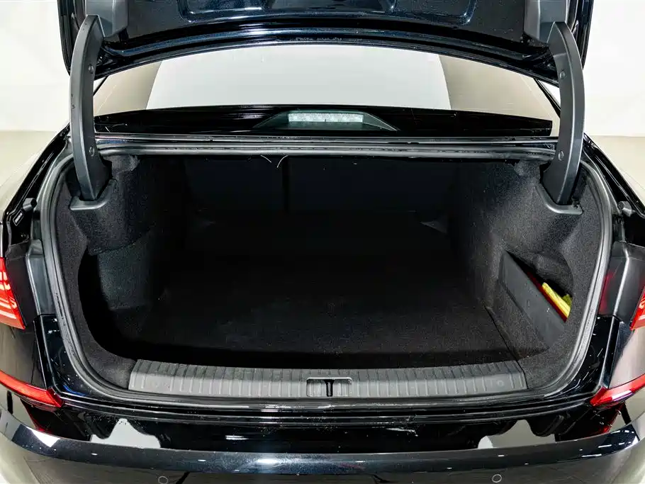 Volkswagen Passat — миниатюра 23