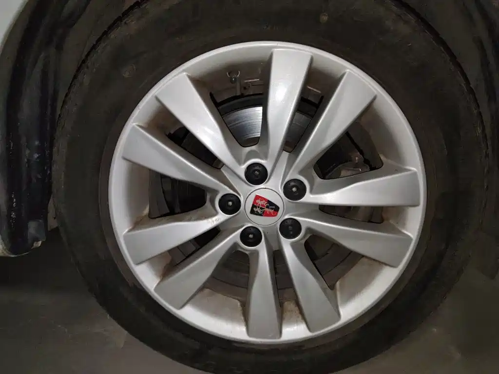 Roewe 360 — миниатюра 24