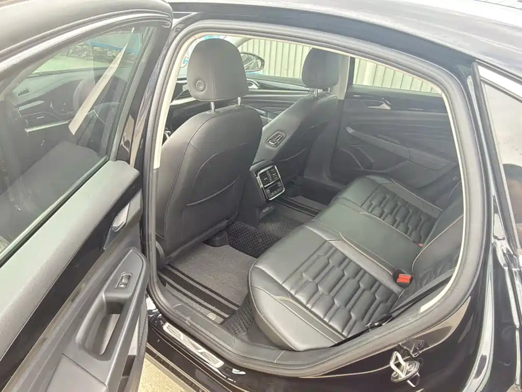 Volkswagen Passat — миниатюра 18