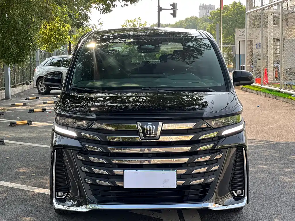 Toyota Vellfire — фотографии объявления, Фото 3