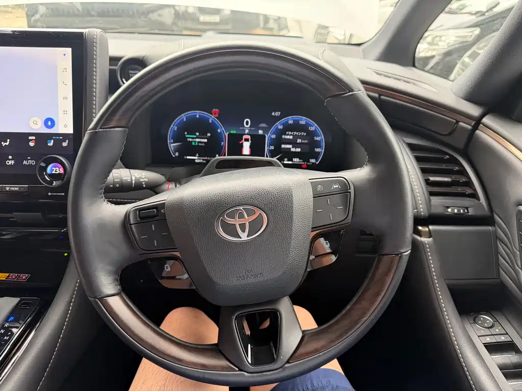Toyota Alphard 2025 2.5L Luxury