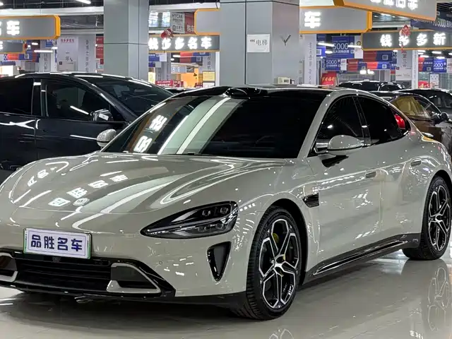 XIAOMI CAR XIAOMI SU7 2025