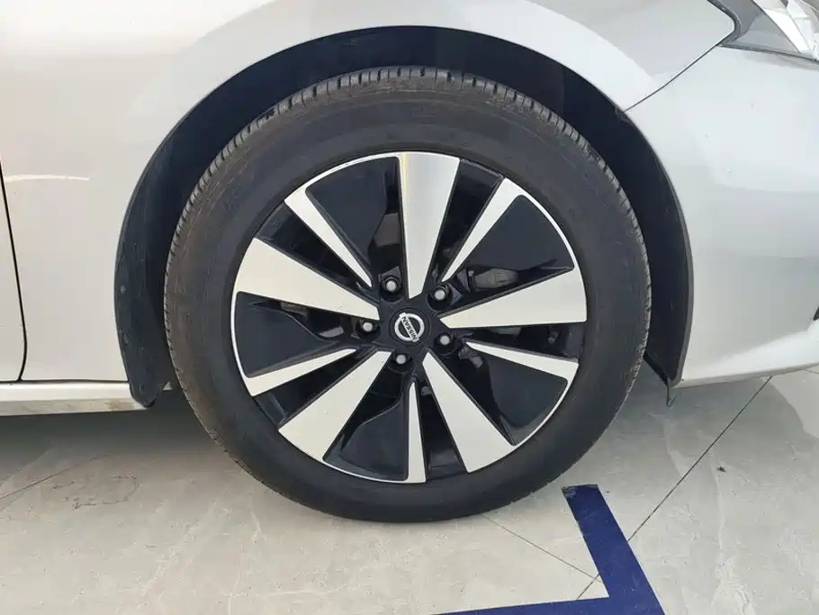 Nissan Teana — миниатюра 6