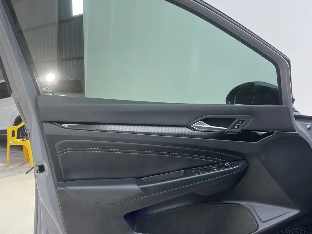 Volkswagen Golf — миниатюра 16