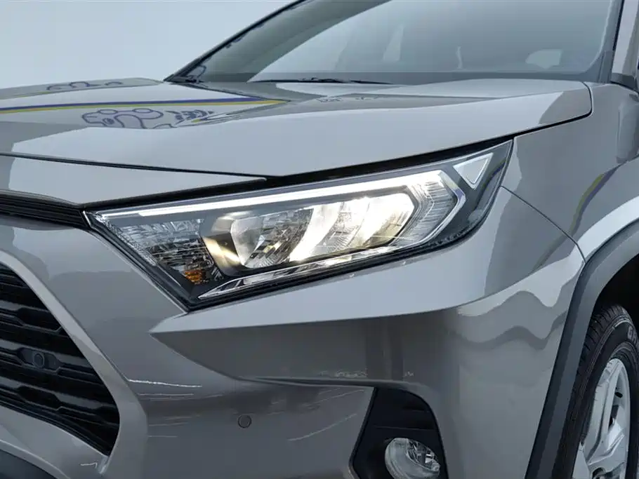 Toyota RAV4 2022 2.0L CVT Plus