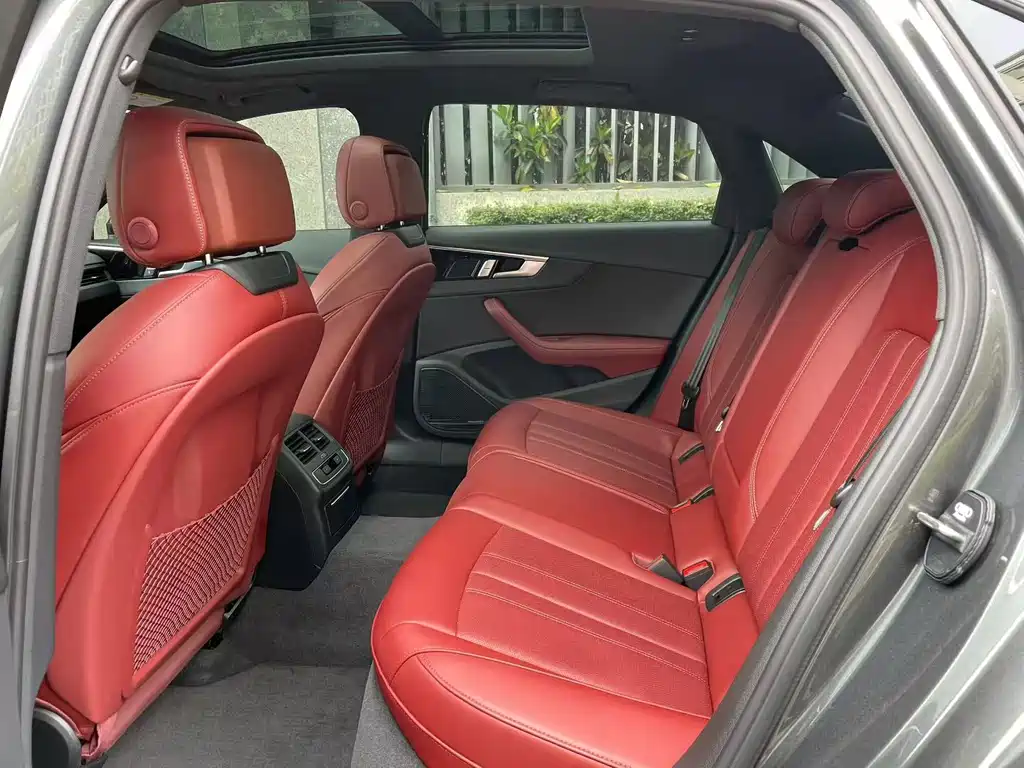 Audi A4L — миниатюра 8