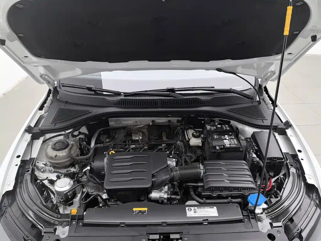 Volkswagen Lavida — миниатюра 6