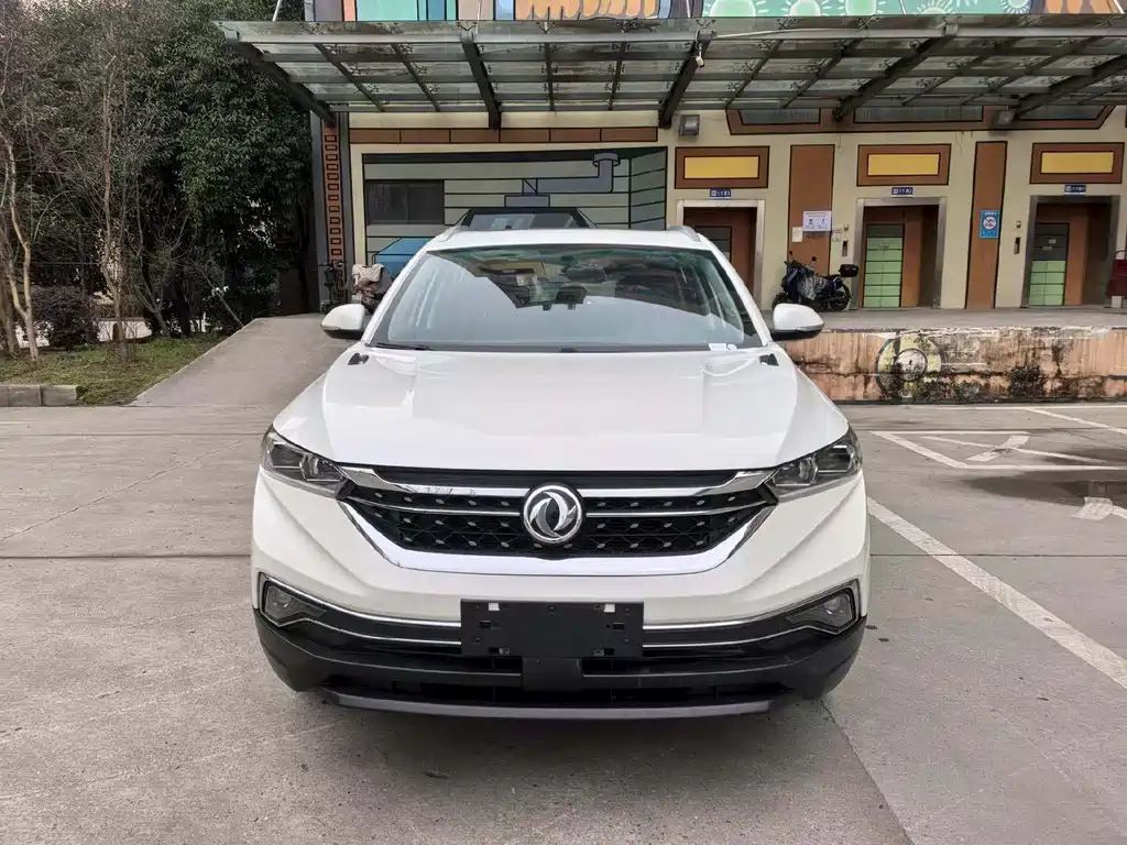 DONGFENG AX7