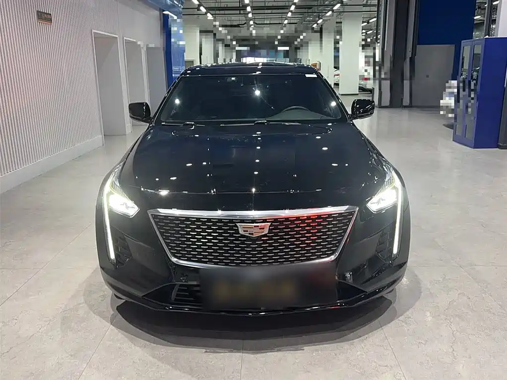 CADILLAC CT6