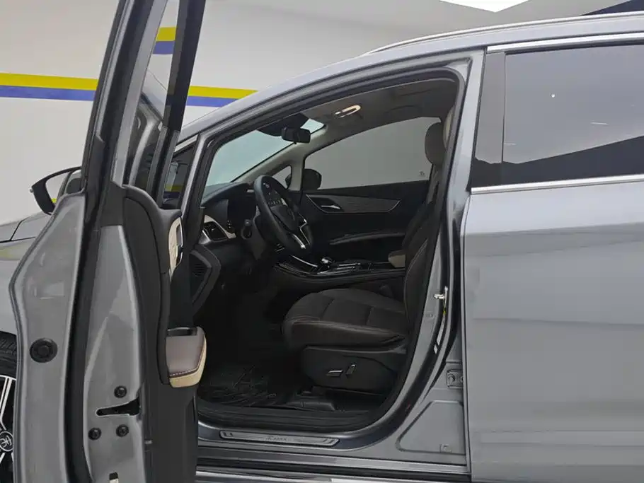 BYD MAX New Energy — миниатюра 9