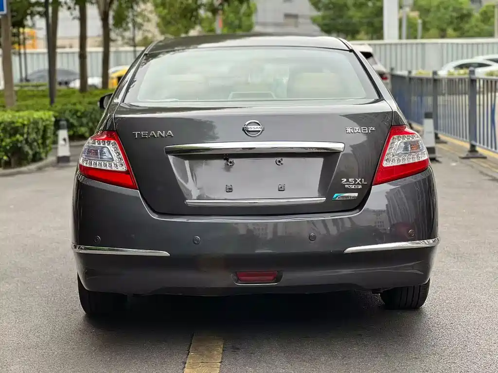 Nissan Teana — миниатюра 4