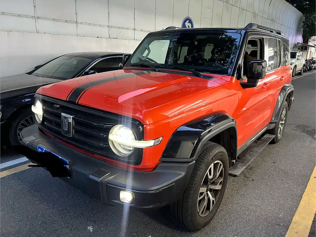 Купить Tank Tank 300
