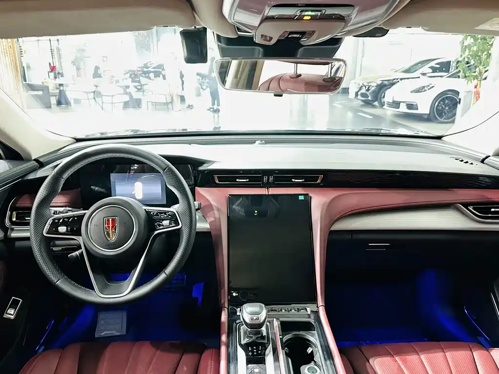 Hongqi Hongqi H5 — миниатюра 6