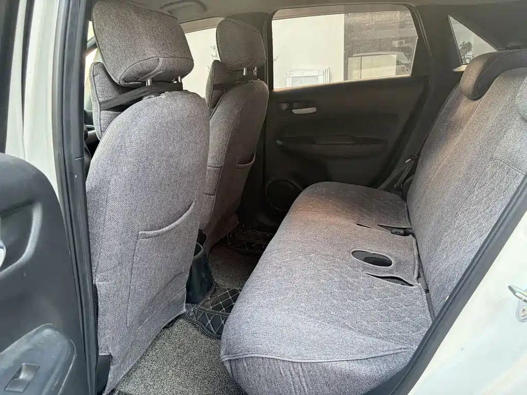 Honda Fit — миниатюра 5