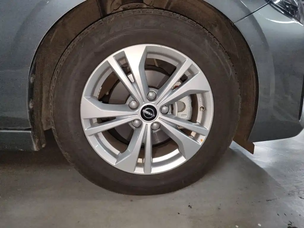 Nissan Sylphy — миниатюра 8