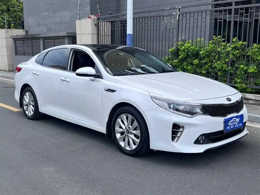 Kia K5 2016 1.6T AT LUX
