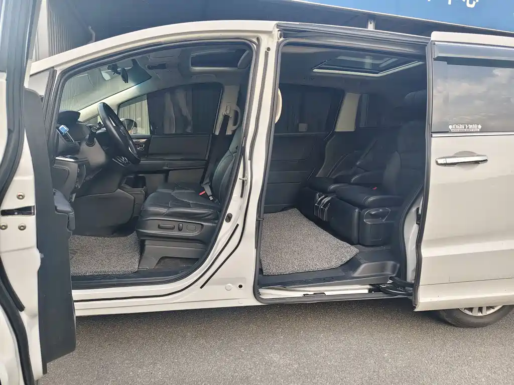 Honda Odyssey — фотографии объявления, Фото 12