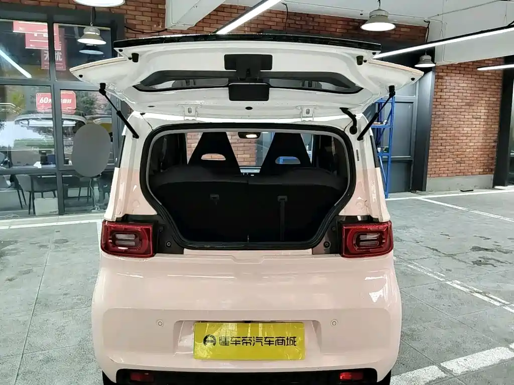 Wuling MINIEV — миниатюра 19