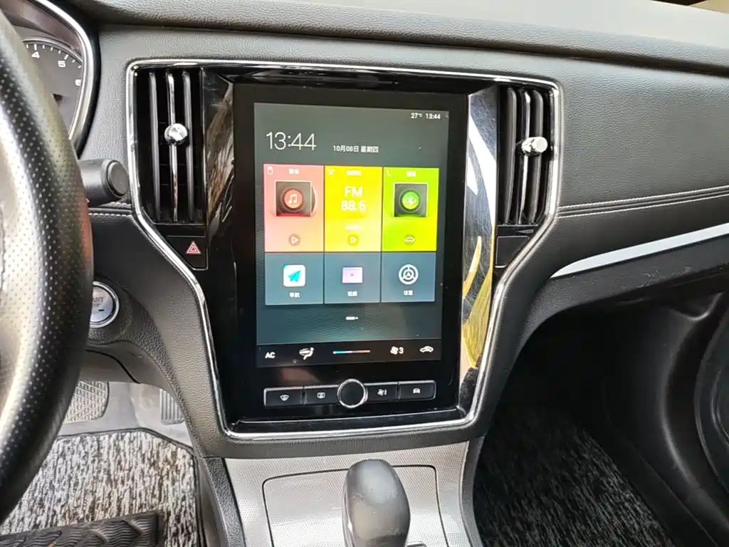 Roewe RX5 — миниатюра 13