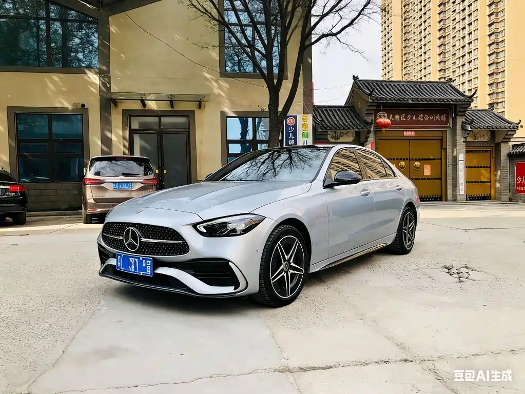 Mercedes-Benz C-Class 2023