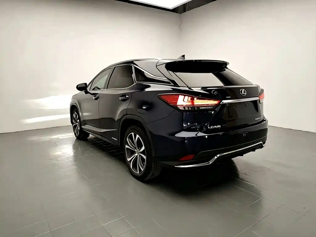 Lexus RX — миниатюра 5