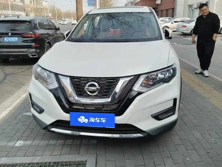 NISSAN QIJUN