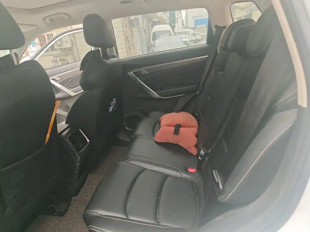 Geely Boyue — миниатюра 13