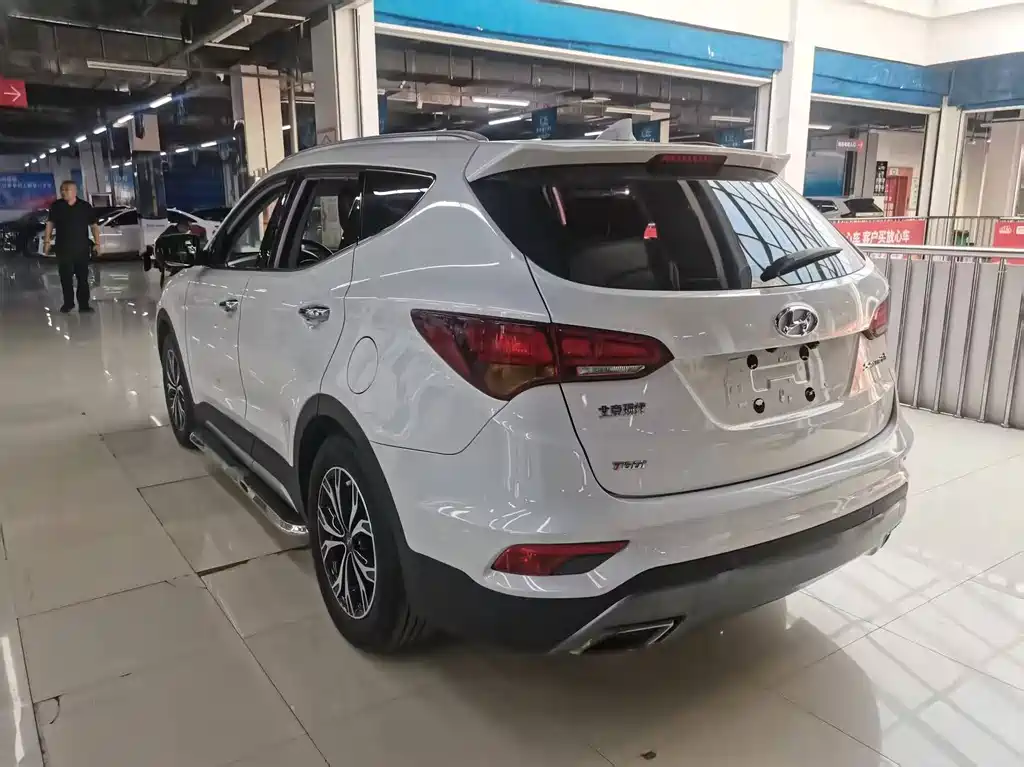 Hyundai Santa Fe 2.0T Auto 2WD Smart Type 7 seats, фото 7