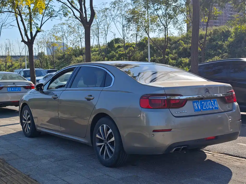Citroen C6 — миниатюра 9