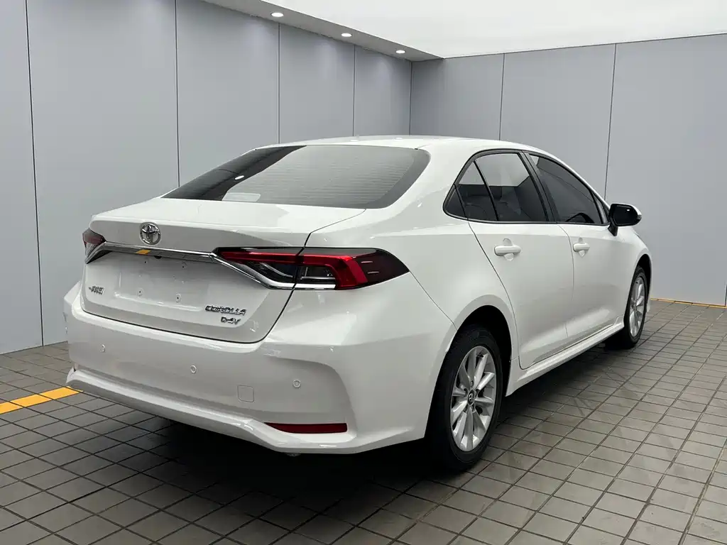Toyota Corolla — миниатюра 6