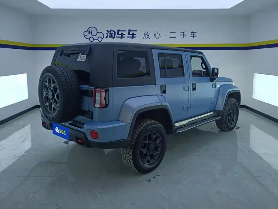 BAIC BJ40 2023 2.0D AT